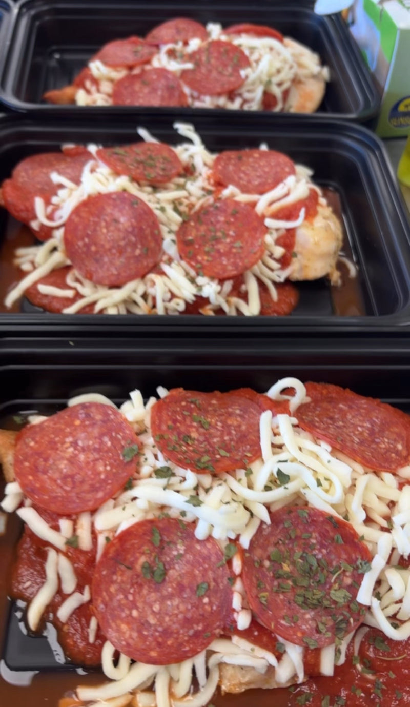 Keto Meal 01: Keto Baked Chicken Pizza