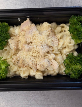 Toddler meal 3: Creamy Alfredo Chicken Shell Pasta