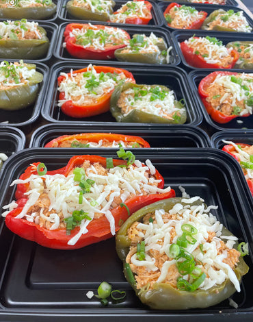 Keto Meal 01: BBQ chicken cheesy stuffed bell peppers