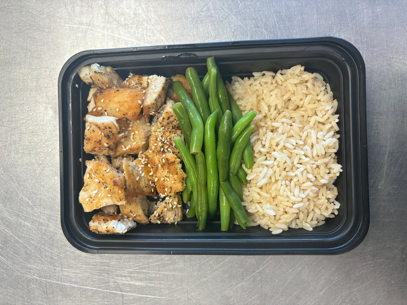 Meal 1: Sesame chicken with brown rice and green beans