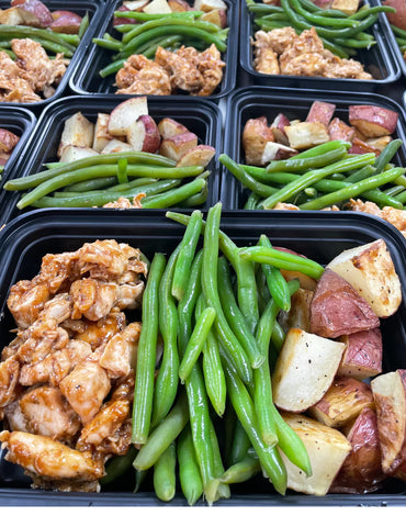 Meal 1: BBQ chicken with roasted potatos and green beans
