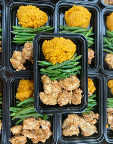 Meal 5: Chipotle chicken with mashed sweet potatoes & Green beans